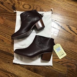 Toms Leila booties